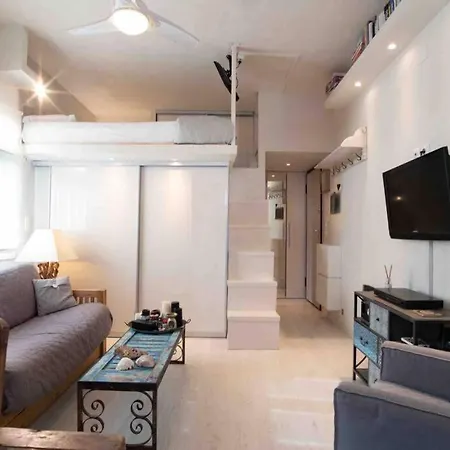 Stylish Loft アパート